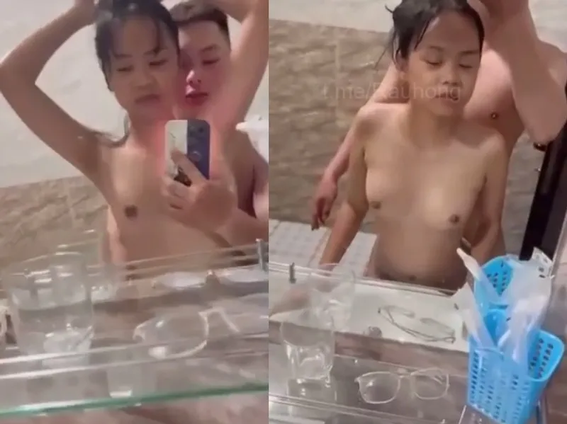 Nhỏ nhắn em cùng anh người yêu địt trước gương quay kỉ niệm